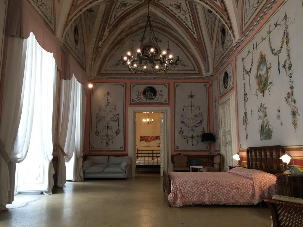 Palazzo Doxi Fontana Dimora Storica Apartment กัลลีโปลี ภายนอก รูปภาพ